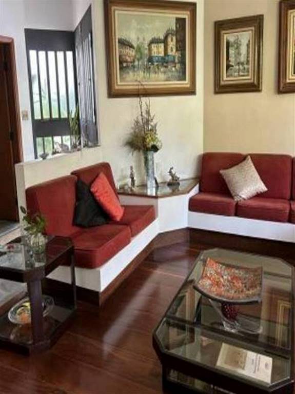 Casa com 3 quartos e 264 m² em Vila Guilhermina, Praia Grande