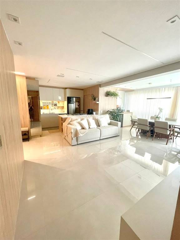 Apartamento com 4 quartos e 105 m² em Vila Guilhermina, Praia Grande