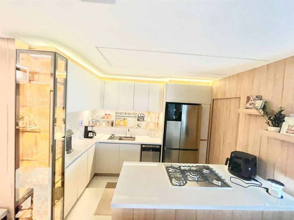 Apartamento com 4 quartos e 105 m² em Vila Guilhermina, Praia Grande