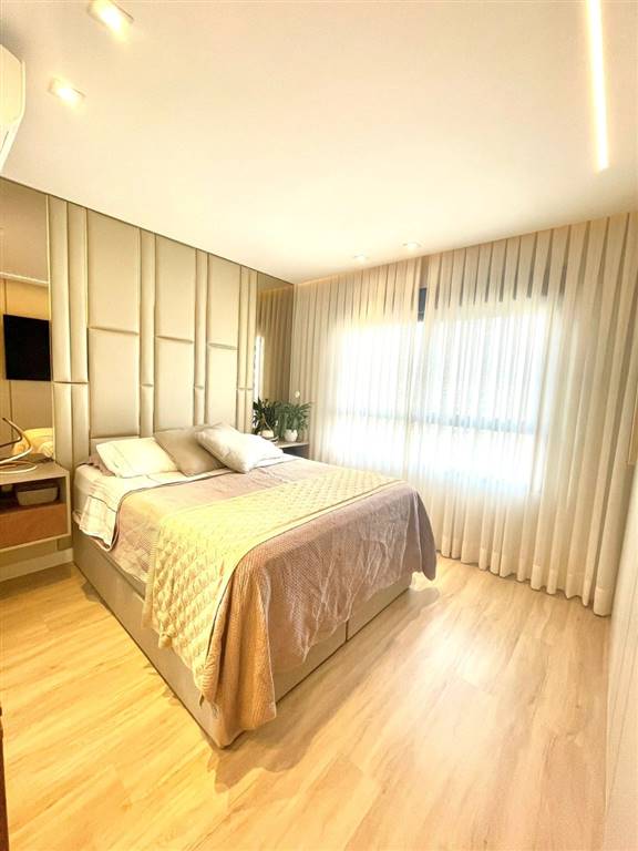 Apartamento com 4 quartos e 105 m² em Vila Guilhermina, Praia Grande