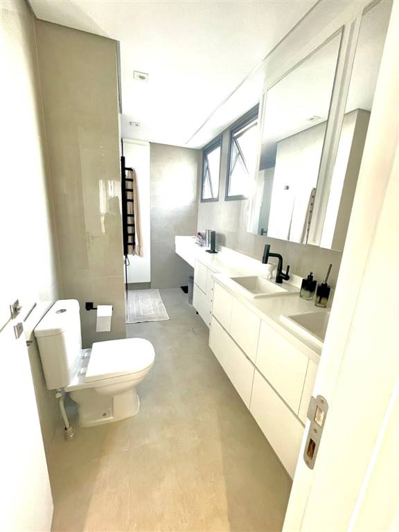 Apartamento com 4 quartos e 105 m² em Vila Guilhermina, Praia Grande