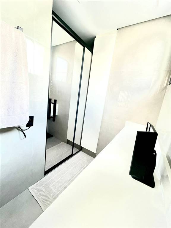 Apartamento com 4 quartos e 105 m² em Vila Guilhermina, Praia Grande