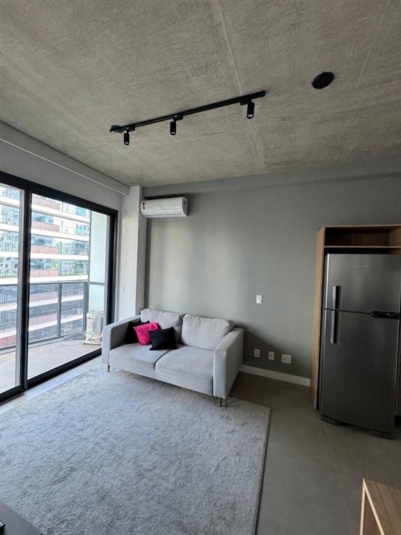 Apartamento com 1 quarto e 42 m² em Vila Guilhermina, Praia Grande
