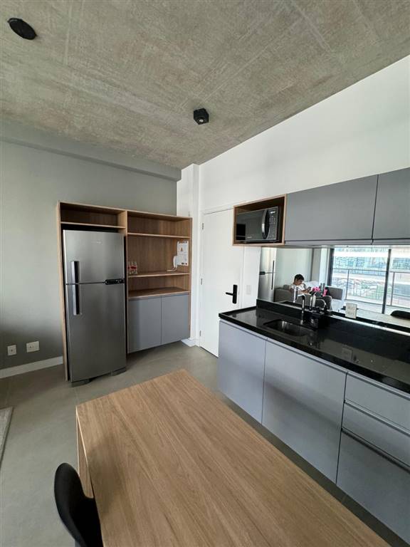 Apartamento com 1 quarto e 42 m² em Vila Guilhermina, Praia Grande