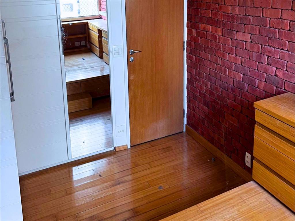 Apartamento com 4 quartos e 143 m² em Vila Guilhermina, Praia Grande