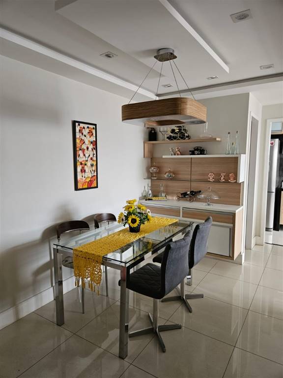 Apartamento com 3 quartos e 100 m² em Vila Guilhermina, Praia Grande
