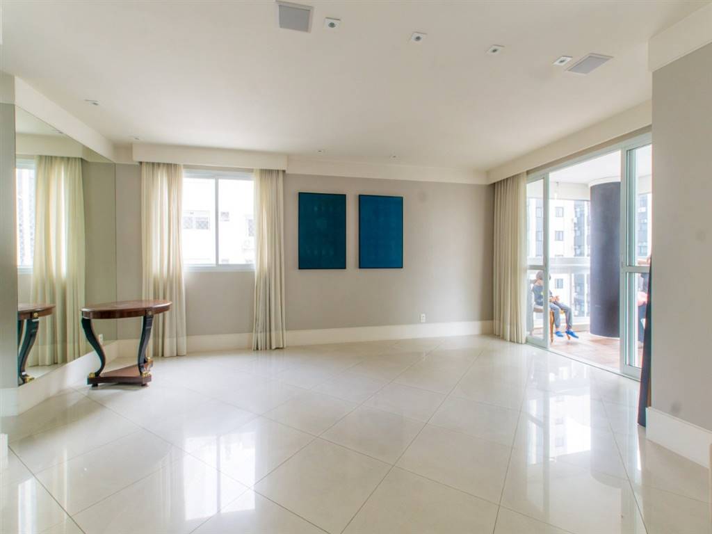 Apartamento com 3 quartos e 124 m² em Vila Guilhermina, Praia Grande