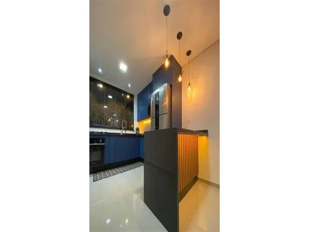 Casa com 3 quartos e 200 m² em Vila Guilhermina, Praia Grande