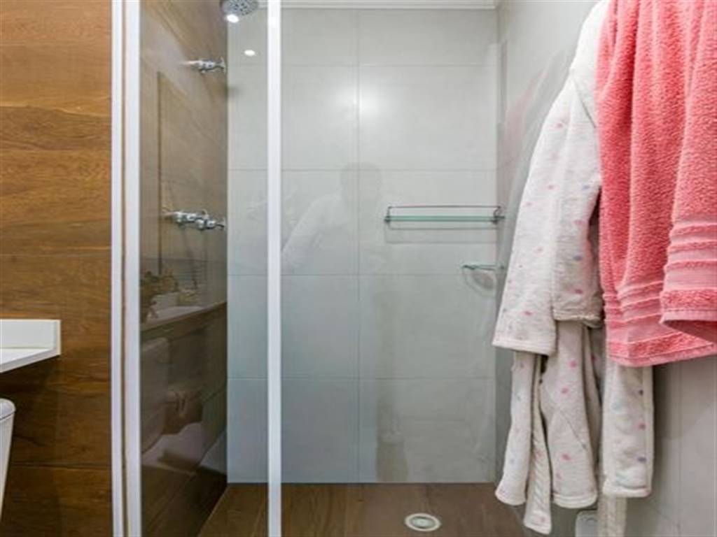 Apartamento com 2 quartos e 57 m² em Vila Guilhermina, Praia Grande