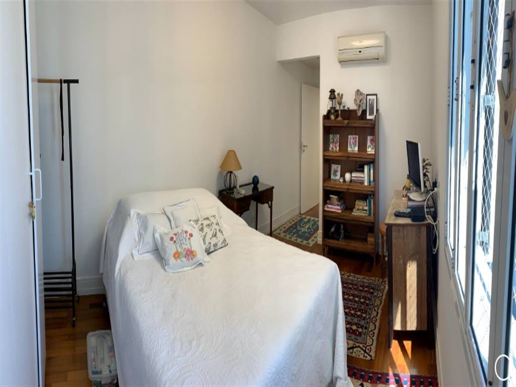 Apartamento com 2 quartos e 160 m² em Vila Guilhermina, Praia Grande