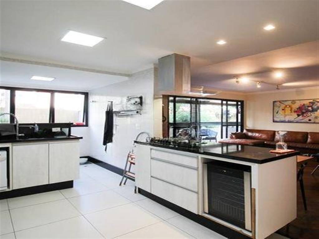 Apartamento com 4 quartos e 147 m² em Vila Guilhermina, Praia Grande