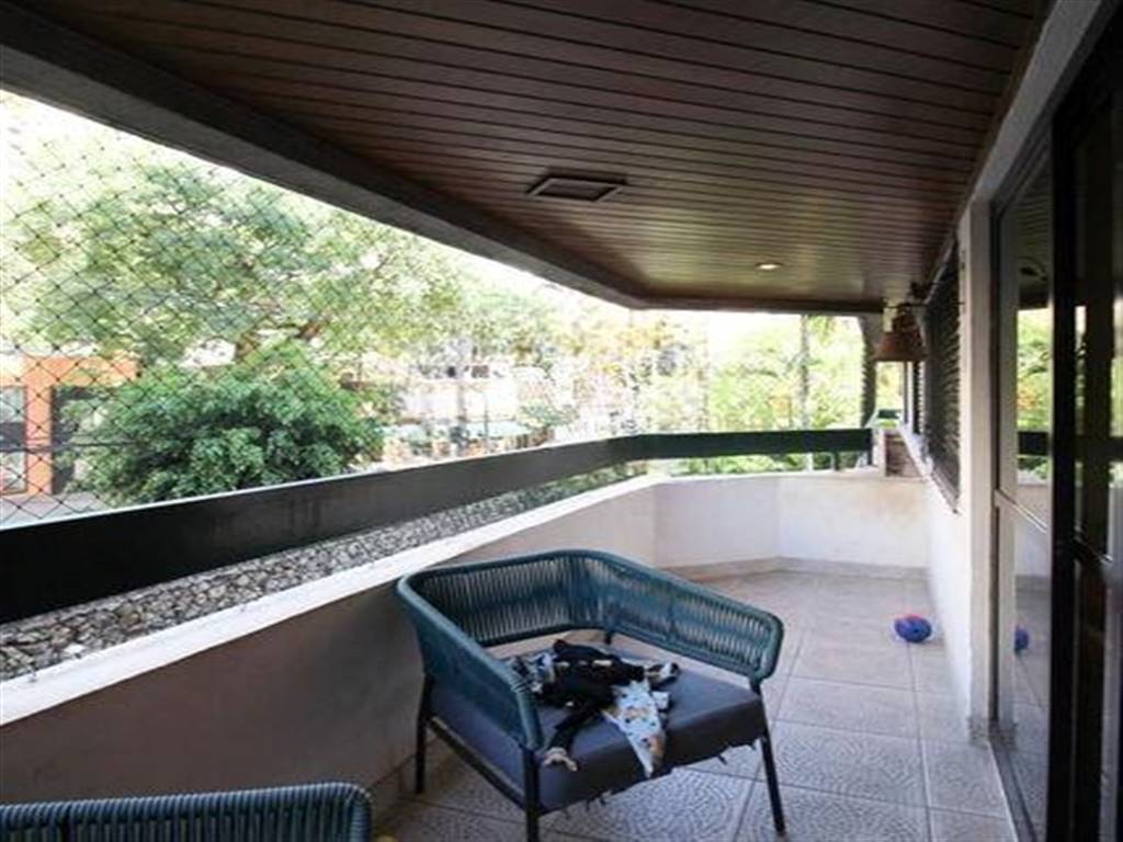 Apartamento com 4 quartos e 147 m² em Vila Guilhermina, Praia Grande