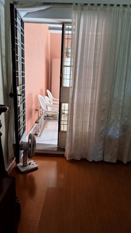 Casa com 3 quartos e 200 m² em Vila Guilhermina, Praia Grande