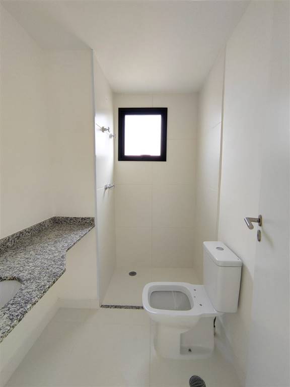 Apartamento com 2 quartos e 74 m² em Vila Guilhermina, Praia Grande