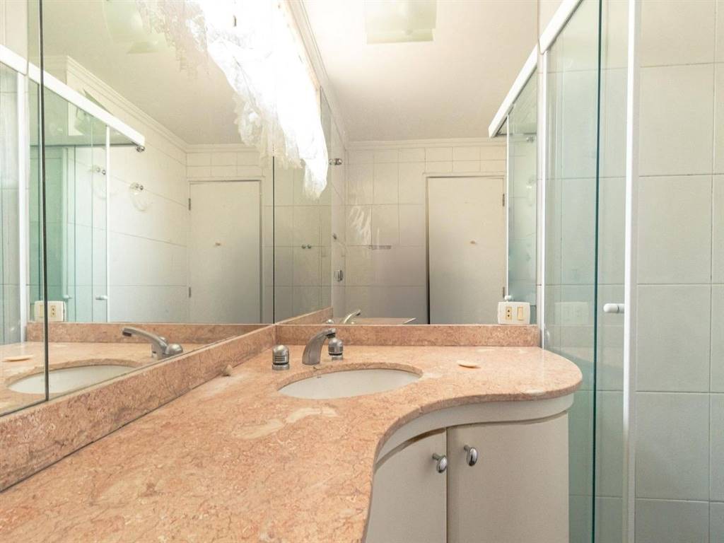 Apartamento com 2 quartos e 116 m² em Vila Guilhermina, Praia Grande