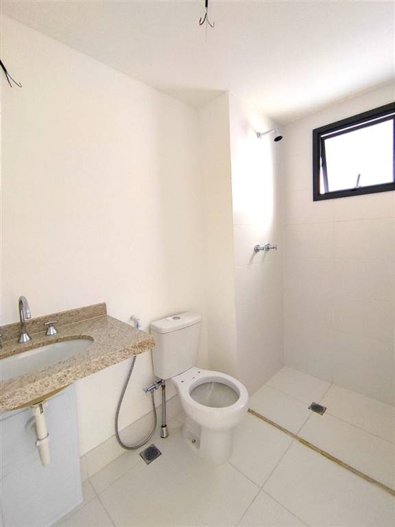 Apartamento com 2 quartos e 64 m² em Vila Guilhermina, Praia Grande