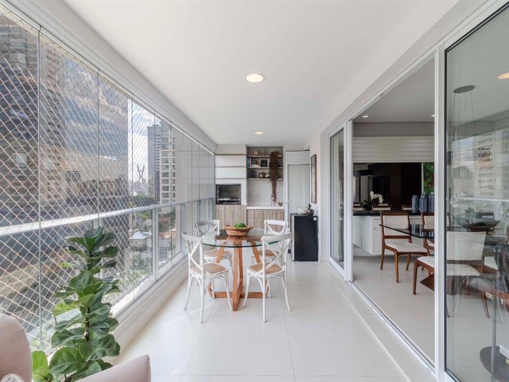 Apartamento com 3 quartos e 134 m² em Vila Guilhermina, Praia Grande
