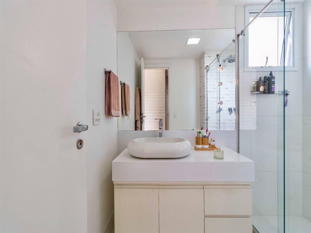 Apartamento com 3 quartos e 134 m² em Vila Guilhermina, Praia Grande