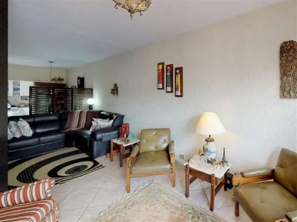 Casa com 5 quartos e 254 m² em Vila Guilhermina, Praia Grande