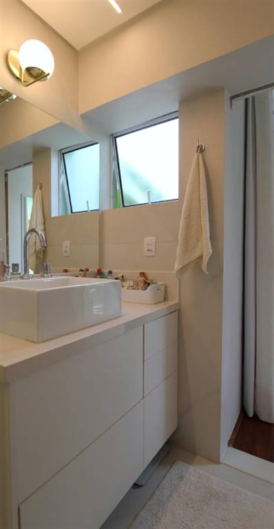 Apartamento com 3 quartos e 135 m² em Vila Guilhermina, Praia Grande