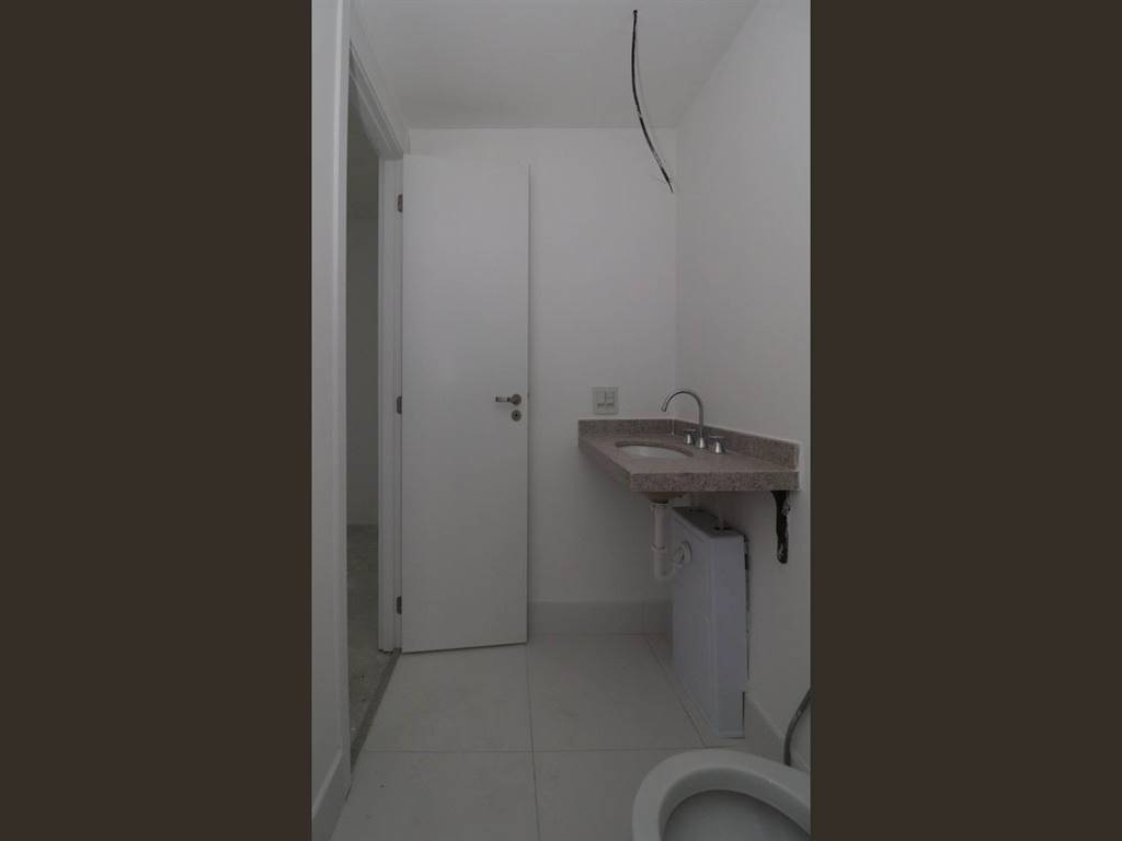 Apartamento com 2 quartos e 64 m² em Vila Guilhermina, Praia Grande