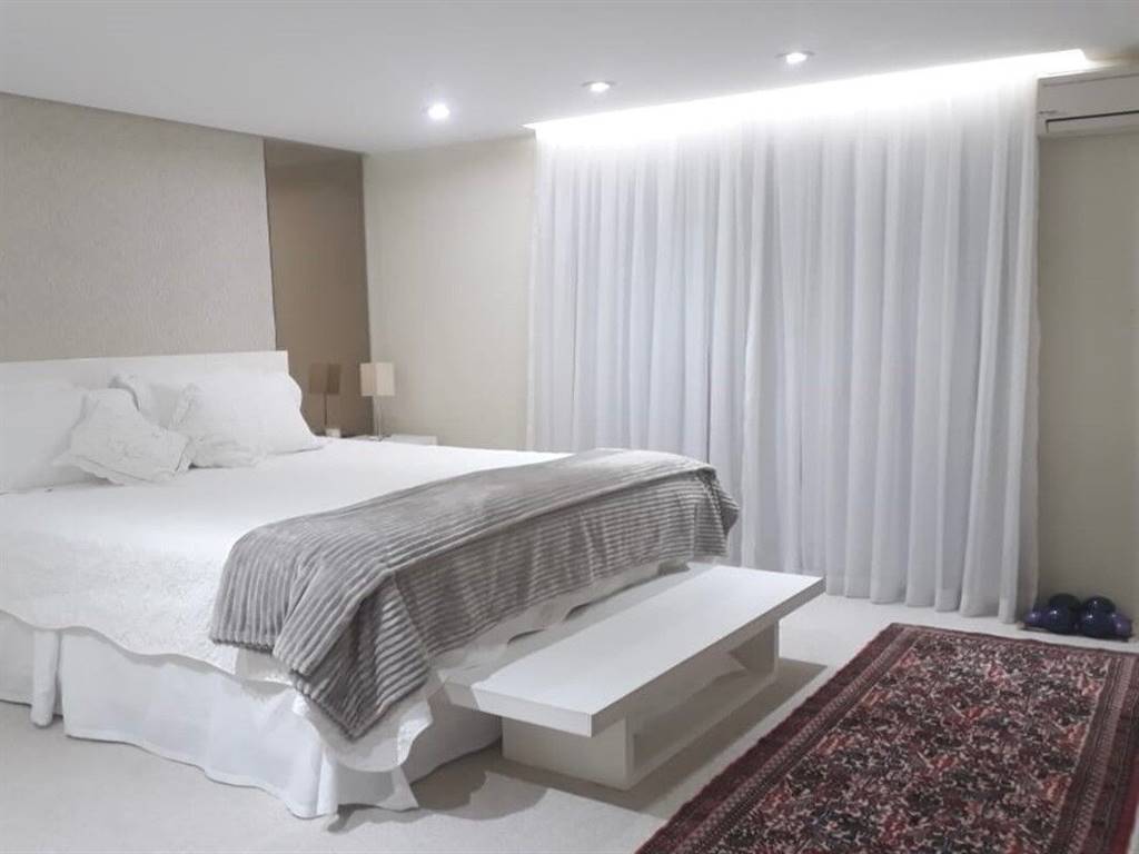 Apartamento com 3 quartos e 250 m² em Vila Guilhermina, Praia Grande