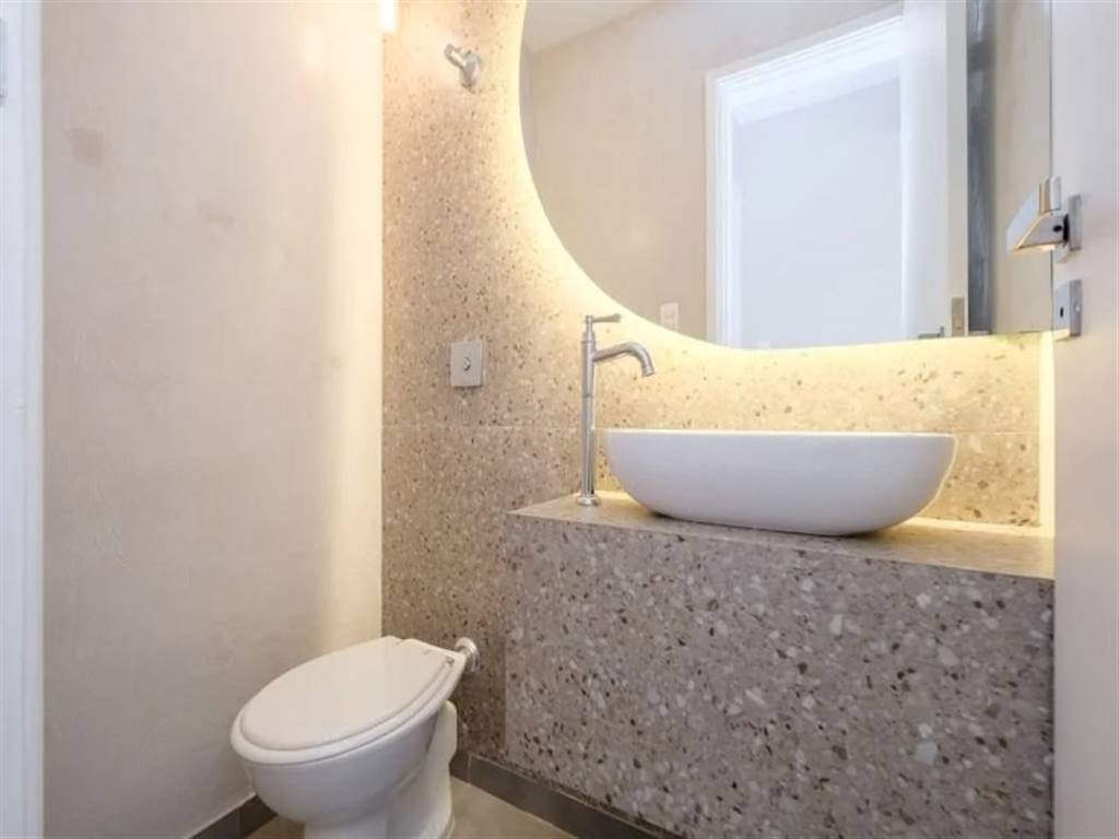 Apartamento com 3 quartos e 140 m² em Vila Guilhermina, Praia Grande