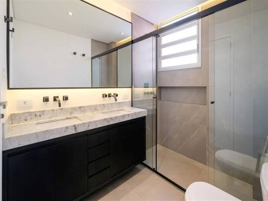 Apartamento com 3 quartos e 140 m² em Vila Guilhermina, Praia Grande