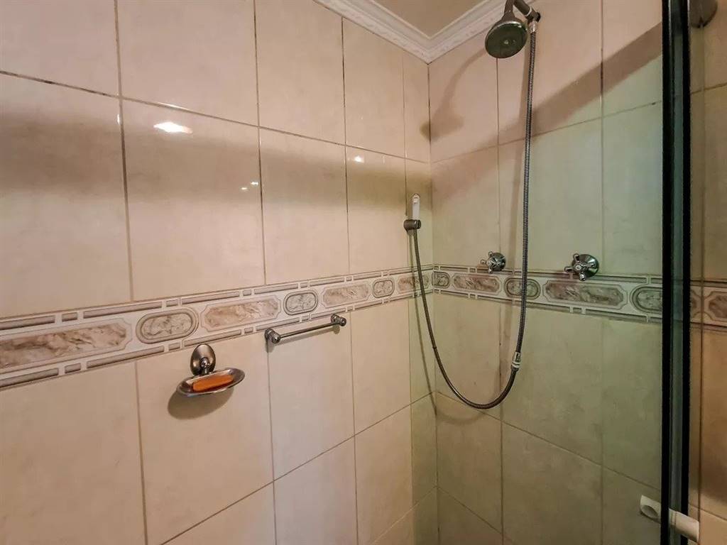 Apartamento com 3 quartos e 90 m² em Vila Guilhermina, Praia Grande