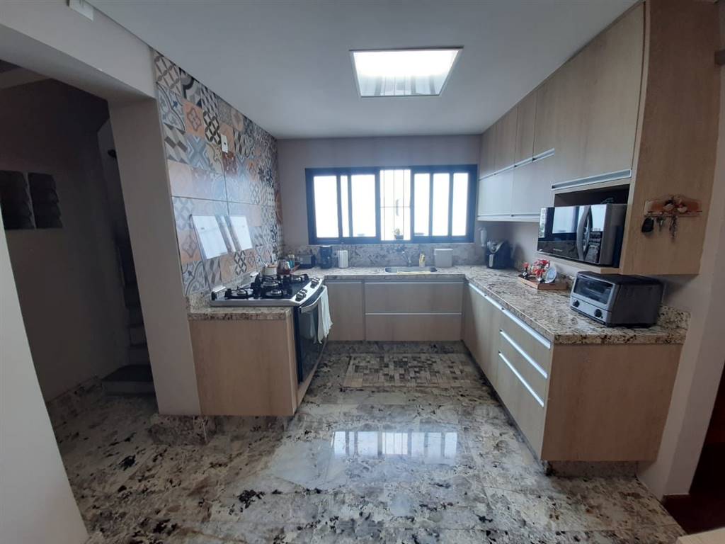 Apartamento com 3 quartos e 275 m² em Vila Guilhermina, Praia Grande