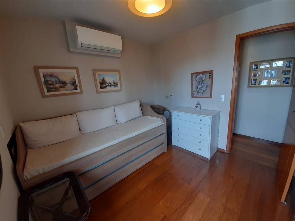 Apartamento com 3 quartos e 275 m² em Vila Guilhermina, Praia Grande