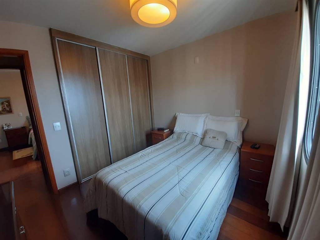 Apartamento com 3 quartos e 275 m² em Vila Guilhermina, Praia Grande