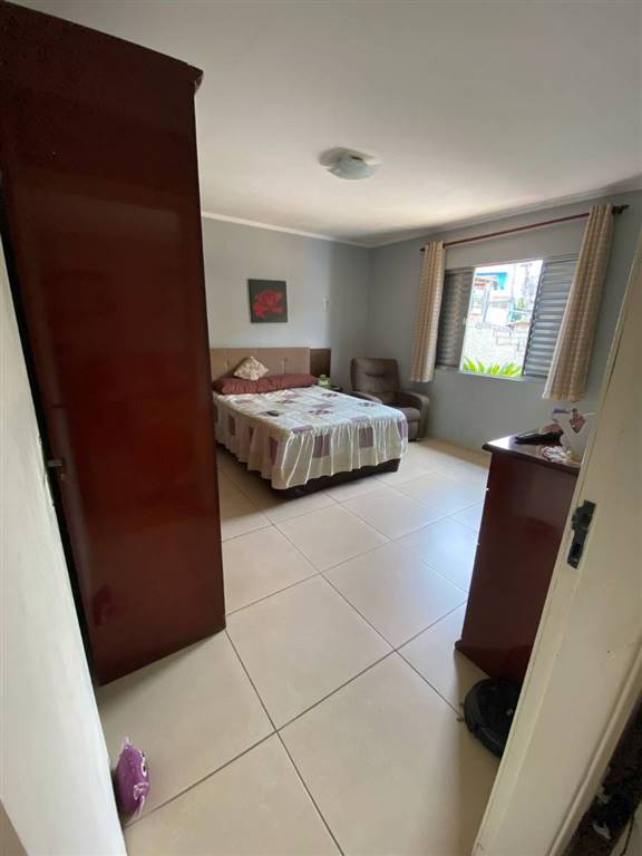 Casa com 3 quartos e 290 m² em Vila Guilhermina, Praia Grande
