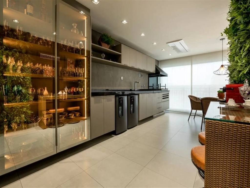 Apartamento com 3 quartos e 172 m² em Vila Guilhermina, Praia Grande