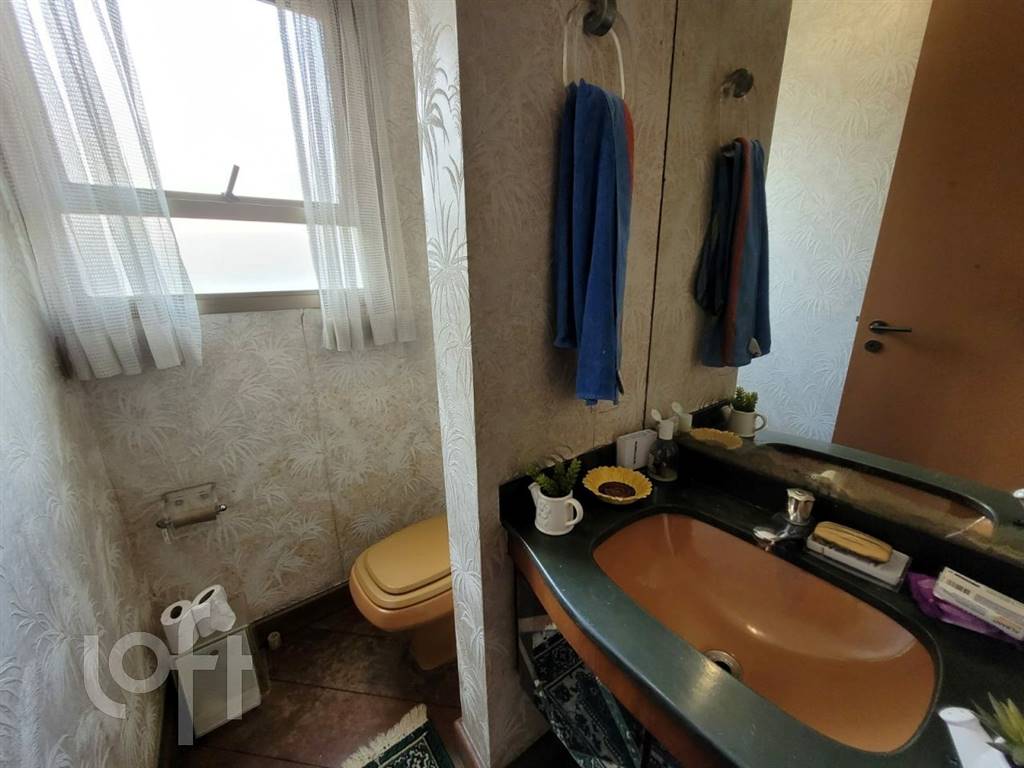 Apartamento com 3 quartos e 160 m² em Vila Guilhermina, Praia Grande