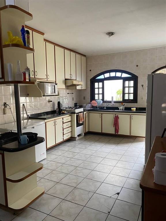Casa com 5 quartos e 350 m² em Vila Guilhermina, Praia Grande
