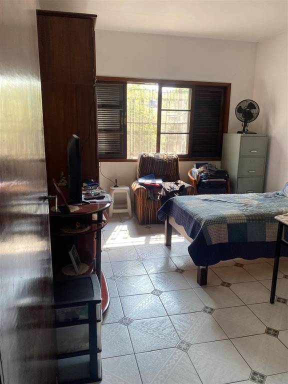 Casa com 5 quartos e 350 m² em Vila Guilhermina, Praia Grande
