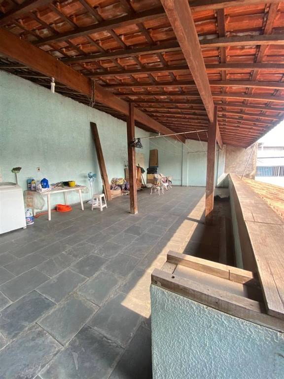 Casa com 5 quartos e 350 m² em Vila Guilhermina, Praia Grande