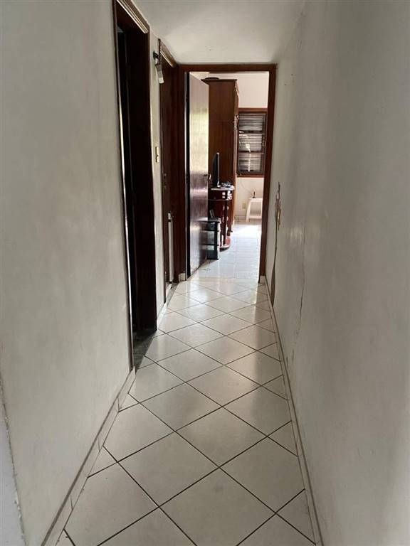 Casa com 5 quartos e 350 m² em Vila Guilhermina, Praia Grande