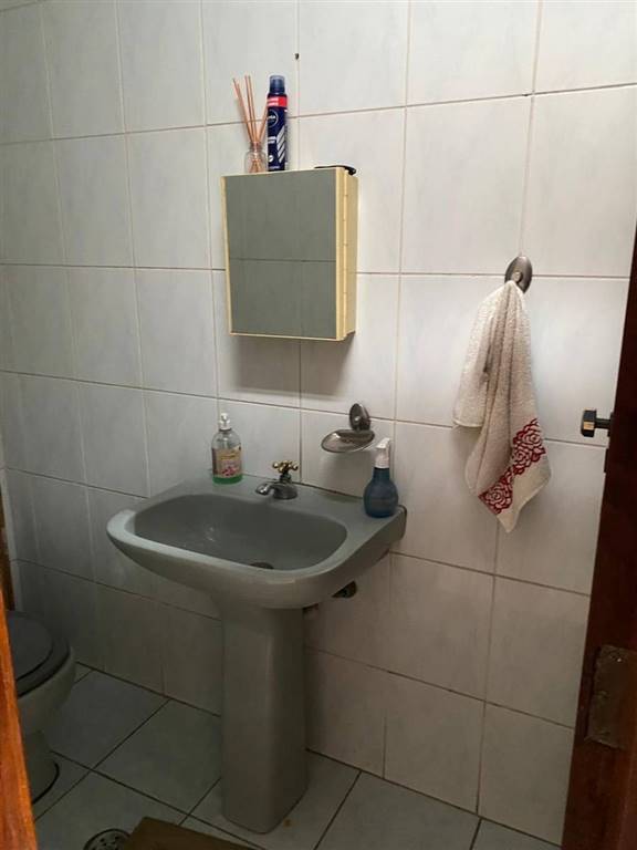 Casa com 5 quartos e 350 m² em Vila Guilhermina, Praia Grande