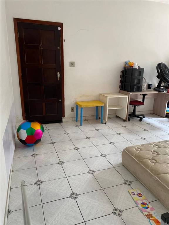 Casa com 5 quartos e 350 m² em Vila Guilhermina, Praia Grande