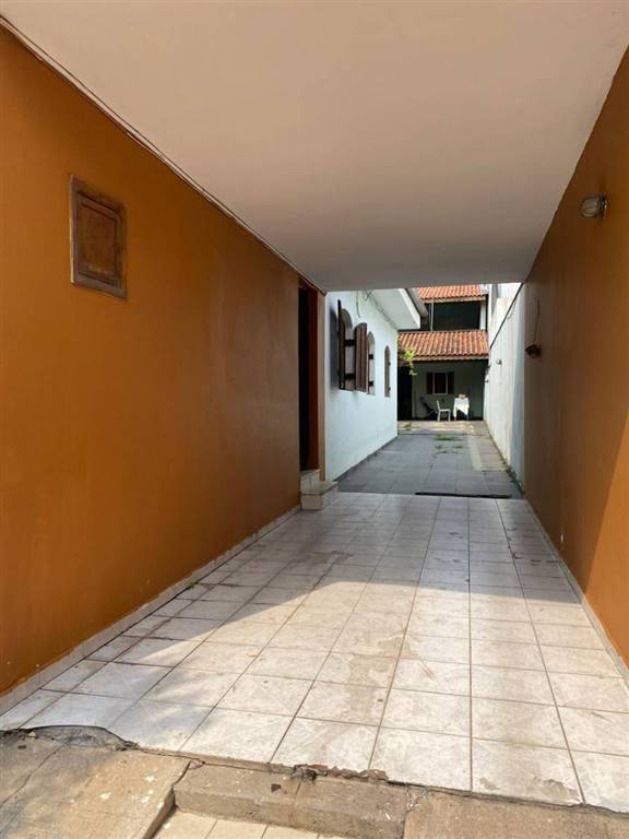 Casa com 5 quartos e 350 m² em Vila Guilhermina, Praia Grande