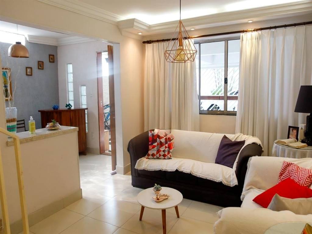 Casa com 3 quartos e 222 m² em Vila Guilhermina, Praia Grande