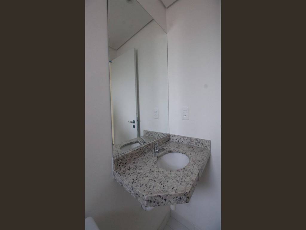 Apartamento com 2 quartos e 75 m² em Vila Guilhermina, Praia Grande