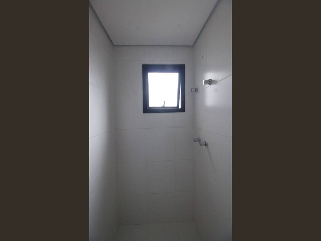 Apartamento com 2 quartos e 75 m² em Vila Guilhermina, Praia Grande