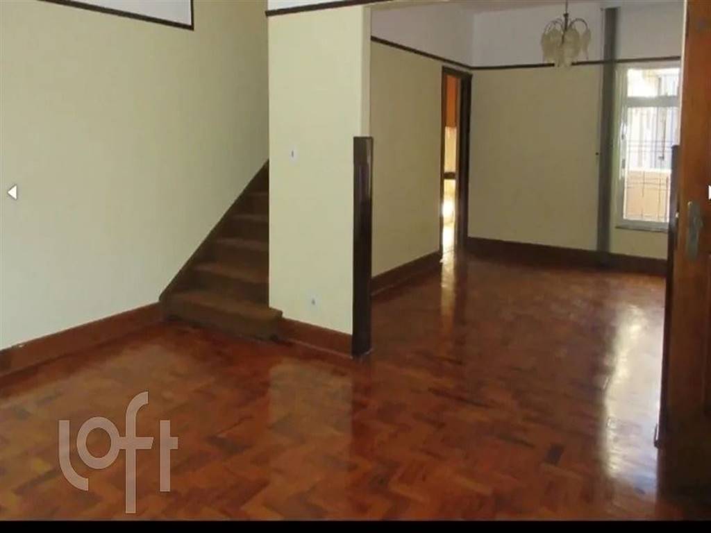 Casa com 4 quartos e 180 m² em Vila Guilhermina, Praia Grande