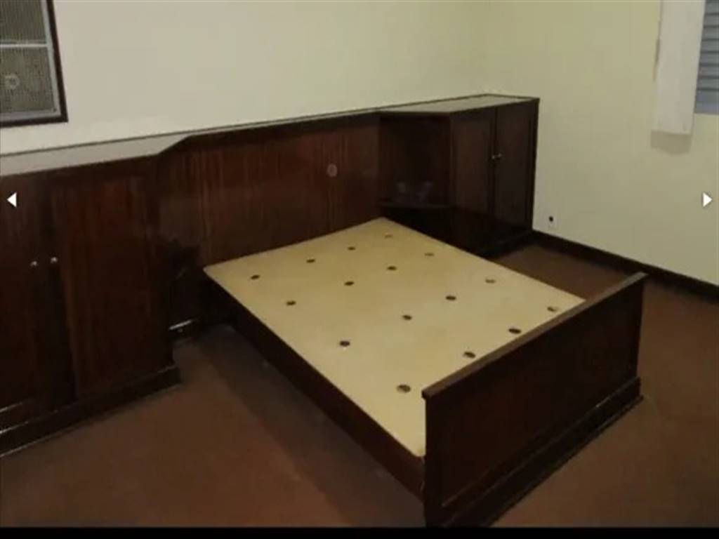 Casa com 4 quartos e 180 m² em Vila Guilhermina, Praia Grande