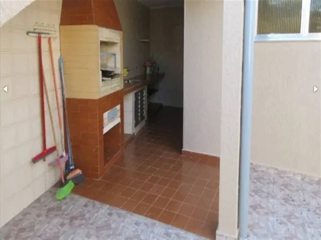 Casa com 4 quartos e 180 m² em Vila Guilhermina, Praia Grande