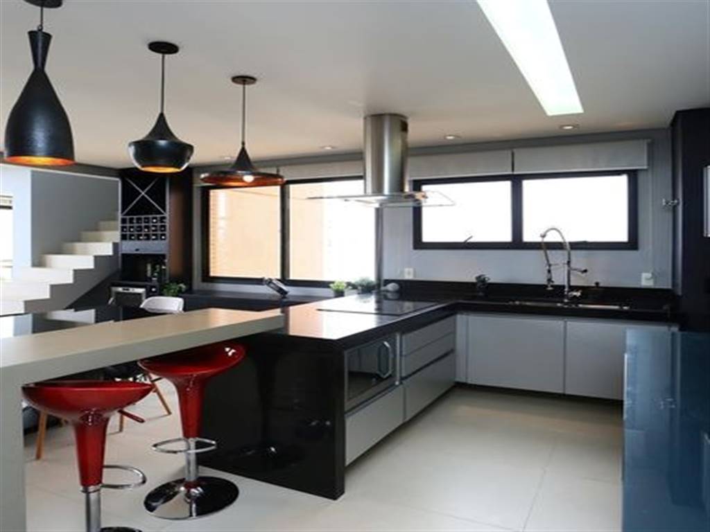 Apartamento com 3 quartos e 184 m² em Vila Guilhermina, Praia Grande