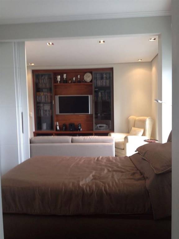 Apartamento com 4 quartos e 210 m² em Vila Guilhermina, Praia Grande